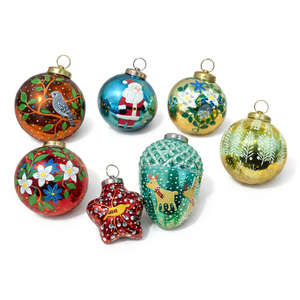 Boules de Noël en PVC faites à la main, décorations suspendues en plastique pour arbre, couleurs personnalisées, motifs floraux et étoiles, décorations de fêtes - Product Image 3
