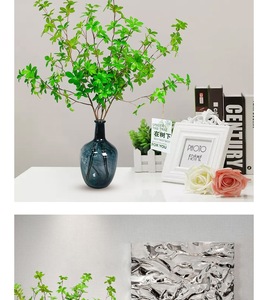 Branches artificielles de <span class=keywords><strong>Pieris</strong></span> <span class=keywords><strong>japonica</strong></span> en soie - Décoration intérieure écologique pour Pâques, anniversaire, Journée de la Terre - 80 cm, verdure artificielle au toucher réel - Product Image 4