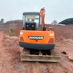 รถขุดดูดซับแรงกระแทก Doosan DH60 มือสอง ราคาถูก 6 ตัน รถขุดไฮดรอลิกขนาดเล็กแบบตีนตะขาบ มีสินค้าพร้อมขาย - Product Image 3