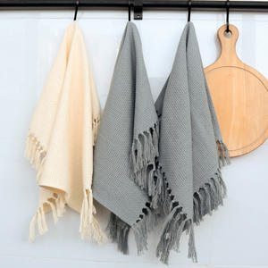 Serviette de cuisine en coton de style nordique, rectangulaire, couleur unie avec pompon, gris, blanc cassé, café, lavable en machine - Product Image 4