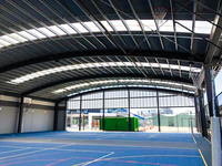 Structure en acier préfabriquée, bâtiment métallique, gymnase, installations de terrain de basket-ball, résistant aux tremblements de terre, installation facile