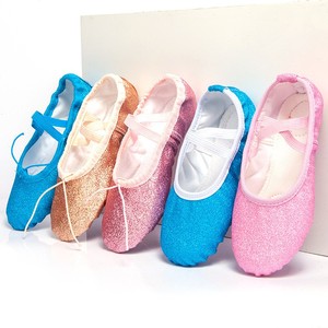 Zapatos de baile de <span class=keywords><strong>Ballet</strong></span> y Yoga suaves con purpurina para niñas <span class=keywords><strong>Zapatillas</strong></span> Balleina de suela dividida - Product Image 1