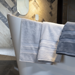 Ensemble de serviettes de bain d'hôtel de luxe en pur coton blanc 100% serviettes d'hôtel en coton Serviette Jacquard - Product Image 1