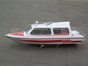 เรือตกปลาไฟเบอร์กลาส Greatrides 600 แบบมีหลังคาคลุมเต็มลำ รุ่นหรูหรา สำหรับลาดตระเวนทางทะเล ความเร็วสูง พร้อมตัวถัง FRP 8 ที่นั่ง ความเร็ว 50 กม./ชม. - Product Image 1