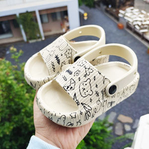 Bosirui motif personnalisé diapositives d'été pour enfants garçons et filles EVA jardin sabot pieds nus bébé chaussures Design plat - Product Image 4