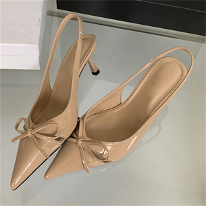 Sandales à talons hauts rouges pour femmes, style européen et américain, à bout pointu, avec fermeture à bouton, pour l'été et l'automne - Product Image 5