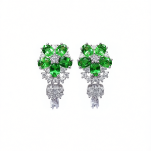 Orecchini a perno con fiore verde, placcati argento, in lega di zirconi, gioielli da festa da donna, design romantico, montatura a griffe, taglio rotondo brillante - Product Image 1