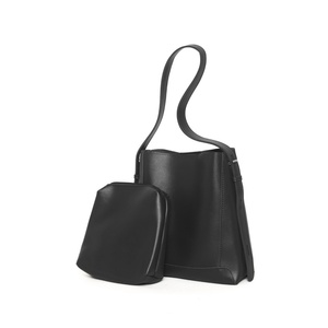 Sacs fourre-tout en PU de style occidental pour femmes, sacs à main de marque, sacs de créateurs avec logo personnalisé imprimé - Product Image 1