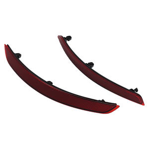 Reflector de Parachoques Trasero para Audi A3, Forma de Menisco, Material ABS, Instalación con Clic, Izquierdo y Derecho, Lente LED R175 - Product Image 3