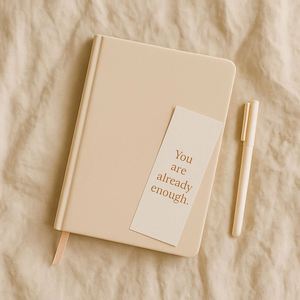 Soyez en douceur avec vous-même : Journal A5 en similicuir à couverture rigide pour l'autosoins, la réflexion quotidienne et la gratitude – Cadeau pour la santé mentale - Product Image 4