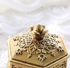 Porte-cartes de visite Hibou Halloween en résine dorée antique, boîte décorative pour la maison et le bureau, peinte à la main, artisanale, idée cadeau artistique - Product Image 3