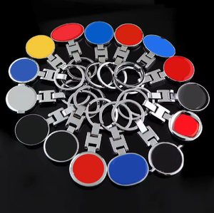 Llavero de Metal con Diseño de Coche de Dibujos Animados Vintage, Hebilla en H Impermeable de Aleación de Zinc, Letrero Metálico Esmaltado con Impresión Offset - Product Image 1