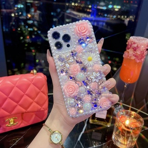 เคสโทรศัพท์มือถือ iPhone 16 15 13 12 14 Pro Max แบบหรูหรา ประดับเพชรเต็มดอกกุหลาบ 3 มิติ งานแฮนด์เมด - Product Image 5