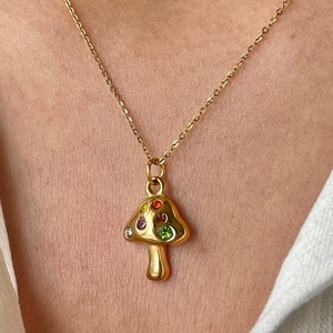 Collier champignon en or Collier incrusté de zirconium symbole porte-bonheur plaqué or 18K en acier inoxydable - Product Image 2