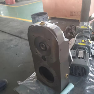 Reductor de velocidad de grúa de muelle de caja de cambios no estándar personalizado para elevación de grúa de puerto de alta resistencia - Product Image 1
