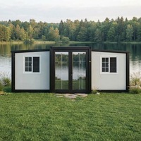 Maison conteneur de luxe à double aile, insonorisée et écoénergétique, pour projet d'hébergement de vacances en bord de lac