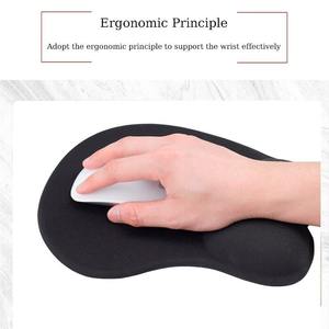 Venta al por mayor Kochou <span class=keywords><strong>Shinobu</strong></span> Gel Silicona Ergonómico Anime <span class=keywords><strong>Sexy</strong></span> Chica Japonesa Pecho Mouse Pads Con Reposamuñecas Gaming 3D Mousepads - Product Image 5