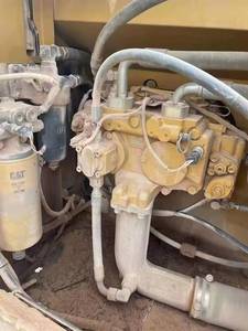 Excavatrice d'occasion CAT 330 D2L, fournisseur fiable, bonne qualité, excavatrice hydraulique CAT 330 D2L remise à neuf, 1,54 m3 - Product Image 5