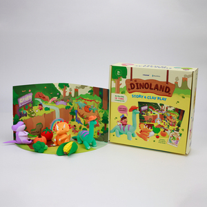 Kit de Pâte à <span class=keywords><strong>Modeler</strong></span> Premium Personnalisé OEM pour l'Écriture d'Histoires, Ensemble Cadeau d'Argile Auto-Séchante avec Accessoires de Scène en Papier et Carte de Jeu de Société - Product Image 1