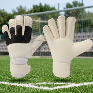 High Quality Customizable Rubber <b>Latex</b> Goalkeeper <b>Gloves</b> with Full Finger Protection for Unisex Outdoor Use - Product Image 3