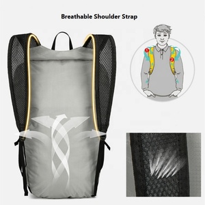 Sac à dos de randonnée imperméable pliable grande capacité pour voyage et activités de plein air - Product Image 3