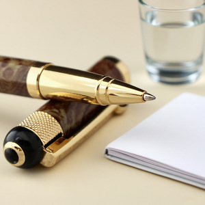 Bolígrafo de Metal de Lujo de Alta Calidad, Bolígrafo de Gel Multicolor de 0.5 mm con Detalles Dorados, Logotipo Personalizado, Regalo - Product Image 2