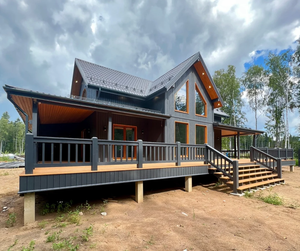 Moderna Cabaña <span class=keywords><strong>de</strong></span> Madera Prefabricada <span class=keywords><strong>de</strong></span> Dos Pisos, Espaciosa Cabaña <span class=keywords><strong>de</strong></span> Troncos con Amplio Terraza para <span class=keywords><strong>Vacaciones</strong></span> y Residencia en Resorts - Product Image 1