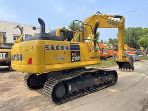 Excavatrice sur chenilles Komatsu PC200 d'occasion, haute performance, faible nombre d'heures, prix attractif, 20 tonnes, boîte de vitesses, pompe, moteur, 1 an de service après-vente - Product Image 2
