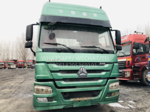 รถบรรทุกหัวลากมือสอง Sinotruk Euro2 ดีเซล 6x4 พวงมาลัยซ้าย HOWO 10 ล้อ รับน้ำหนัก 21-30 ตัน 371 แรงม้า กล้องมองหลัง 360 องศา - Product Image 1