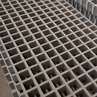 Passerelle piétonne robuste à haute résistance, plancher de passerelle de 25 mm d'épaisseur en plastique renforcé de fibre de verre, découpe sur mesure