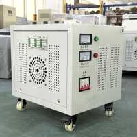Convertisseur de tension triphasé à faible perte avec transformateur à noyau en alliage amorphe, sortie 400V, onduleur solaire en aluminium 120KVA
