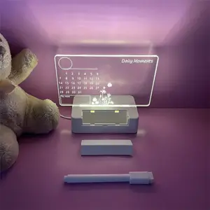 2022 नई कस्टम एलईडी एक्रिलिक टेबल लैंप कमरे सजावटी प्रकाश 3D भ्रम के लिए लवली संदेश बोर्ड प्रकाश