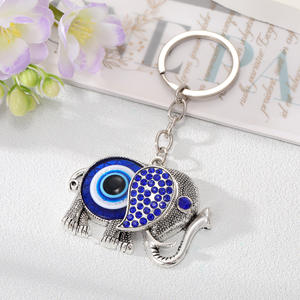 Liontin gajah mata jahat biru hewan etnik Retro dengan perhiasan gantungan kunci logam personalisasi berlian imitasi - Product Image 4