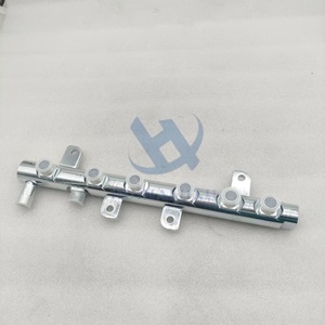 Graafmachine Onderdelen Common Rail Pijp 6754-71-1210 Voor Graafmachine PC200-8 PC220-8 PC270-8 Injector Sanitair Leidingen 6754711210 - Product Image 1