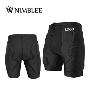 Ademende Eva Foam Kindervoetbalgordel Gewatteerde Onderbroek Met Buttbescherming Voor Jongens, Comfortabele Gewatteerde Korte Broek Voor Jongens - Product Image 1