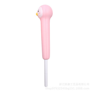Estuche de Lápices de Espuma PU con Diseño de Pingüino Rosa, Juguete Antiestrés, Regalo Novedoso - Product Image 4