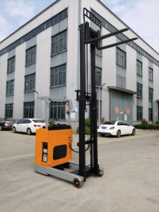 Apilador eléctrico de mástil de tres etapas certificado CE, carretilla elevadora de camión de nueva condición CQDS para talleres de reparación de maquinaria - Product Image 6