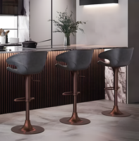 Tabouret de bar moderne européen de luxe léger avec dossier et accoudoirs, pivotant à 360°, pour salle de sport et îlot de cuisine domestique