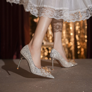 Escarpins de mariée à paillettes, bout pointu, talon aiguille super haut 8 cm, décoration florale, doublure en satin, style uni, tendance mode - Product Image 3