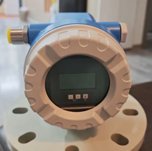 เครื่องวัดระยะทางแบบอัลตราโซนิก Time-of-Flight รุ่นใหม่ Prosonic E+H FMU44-AMH2A22A จัดส่งระยะสั้น - Product Image 1