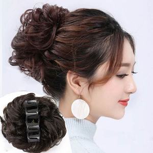 Pince à cheveux pour <span class=keywords><strong>chignon</strong></span> bouclé en soie, pince à cheveux pour femme, pince requin pour <span class=keywords><strong>chignon</strong></span> naturel et volumineux avec fausse perruque intégrée - Product Image 3