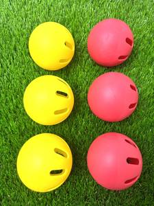 Balles de baseball d'entraînement RTS 74MM <span class=keywords><strong>Wiffle</strong></span> OEM légères et souples, couleur personnalisable, 8/16 trous, sur mesure - Product Image 6
