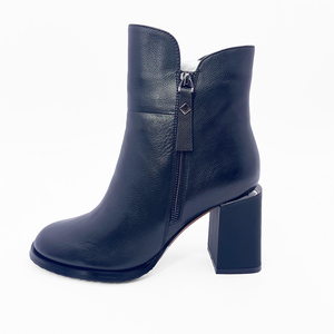 Neueste Damen-Lederstiefel Herbst und Winter Spitze Stiefel mit Dickem Absatz Seitlicher Reißverschluss Hoher Absatz Warme Damenstiefel - Product Image 4