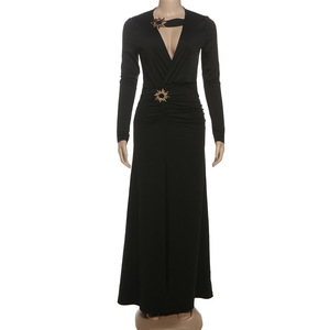 เดรสแฟชั่นผู้หญิงแบบใหม่ คอวีลึก ผ่าข้าง สีพื้น เซ็กซี่ - Product Image 5