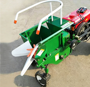 Cosechadora de Maíz con Tractor de Arrastre Verde, Transmisión por Engranajes, Máquina de Alta Productividad - Product Image 3