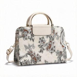 Bolso bandolera retro único personalizado con diseño de radio, de cuero PU con textura de madera vintage, con ventana transparente para cosplay. - Product Image 3