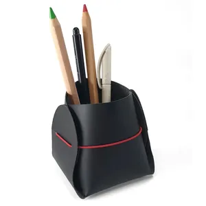 Portapenne Corolla in pelle riciclata, gadget ecologici - Product Image 2