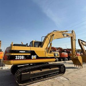 รถขุดไฮดรอลิกแบบตีนตะขาบญี่ปุ่น 20 ตัน รุ่น Cat 320 มือสอง รถขุด Caterpillar 320b 320c/320c320d 320d2 - Product Image 4