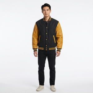 Blouson bomber en cuir PU rouge pour homme avec patch brodé, pour l'hiver et les occasions décontractées, blouson varsity à manches en cuir pour homme - Product Image 1