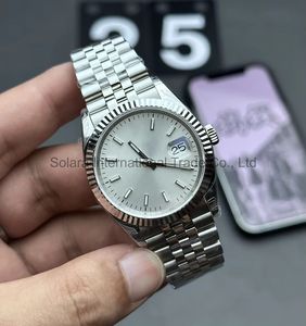 นาฬิกาข้อมือสแตนเลสสตีลแบบกำหนดเองพร้อมโลโก้ OEM สายหนัง กลไก SEIKO หน้าปัดเรืองแสง กันน้ำ สำหรับผู้ชาย - Product Image 2